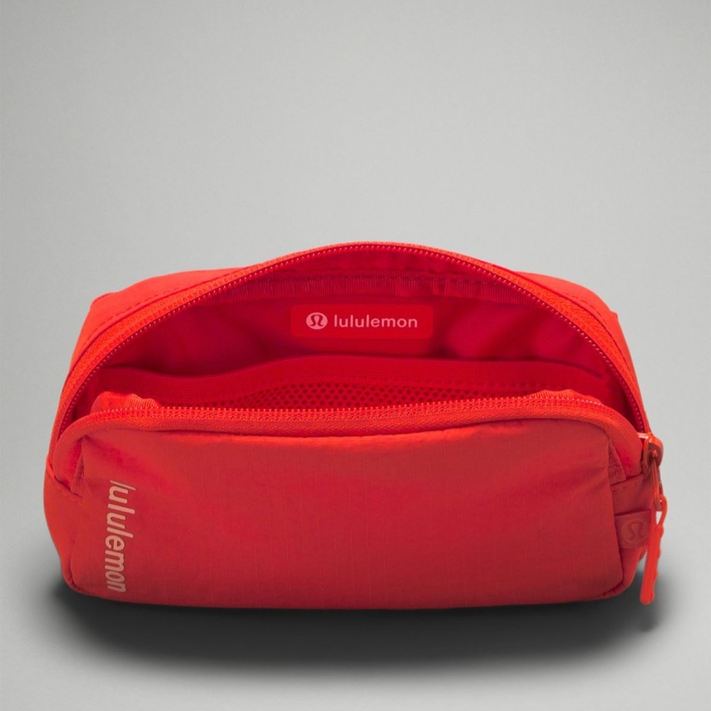 Lululemon Mini Belt Bag - Picture 3 of 8